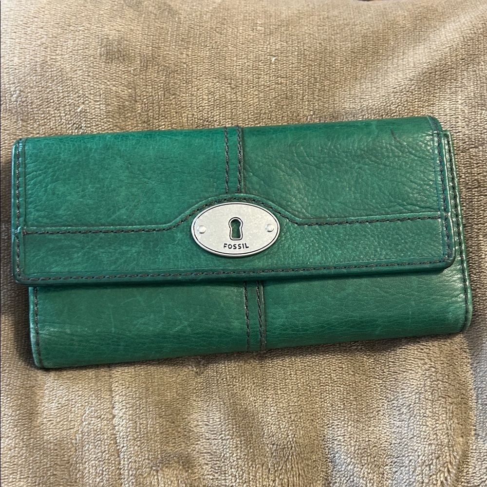 Fossil Green Leather Wallet Vguc Very Clean - image 1